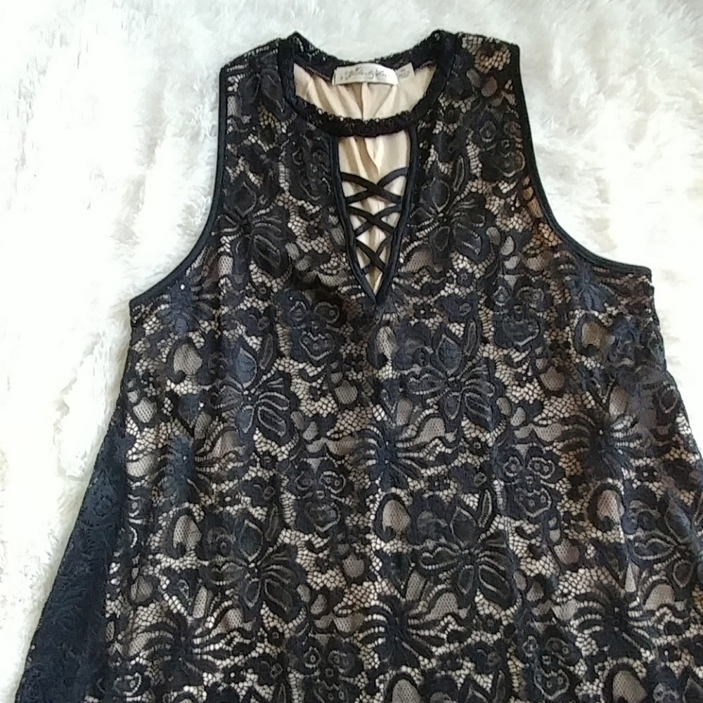 Lace Shift Dress - Picture 2 of 7